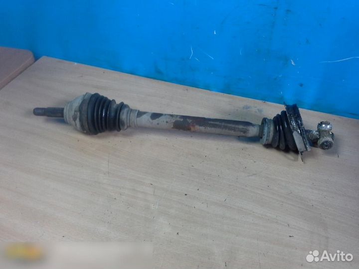 Полуось передняя левая Renault Logan 2005