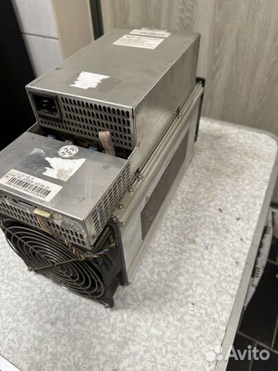 Whatsminer M21s / 52Th