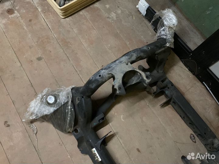 Mercedes w164 ml350 подрамник передний