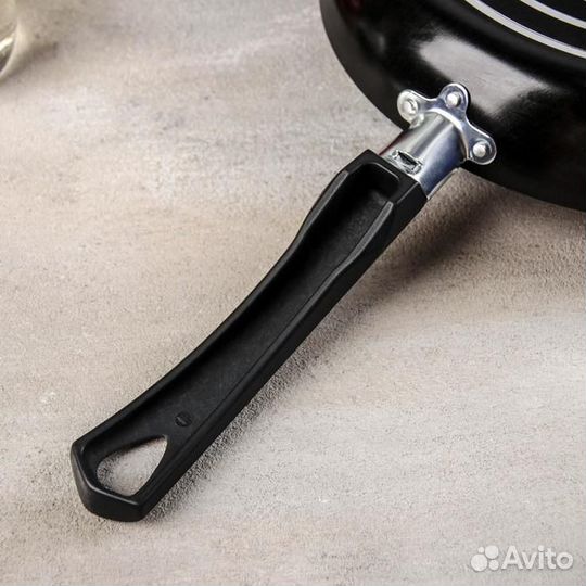 Сковорода Consul, d26 см, пластиковая ручка, стекл