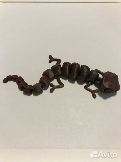 Хамелеон игрушка