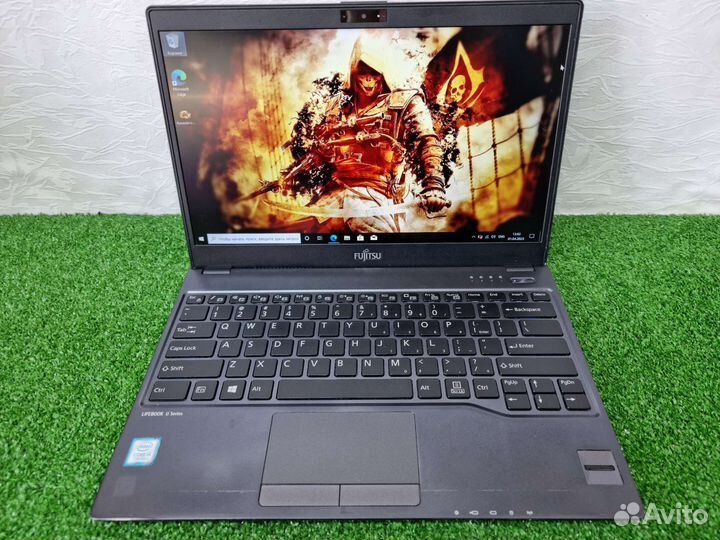Ультрабук FullHD Core i5 7200U/512ssd/12gb