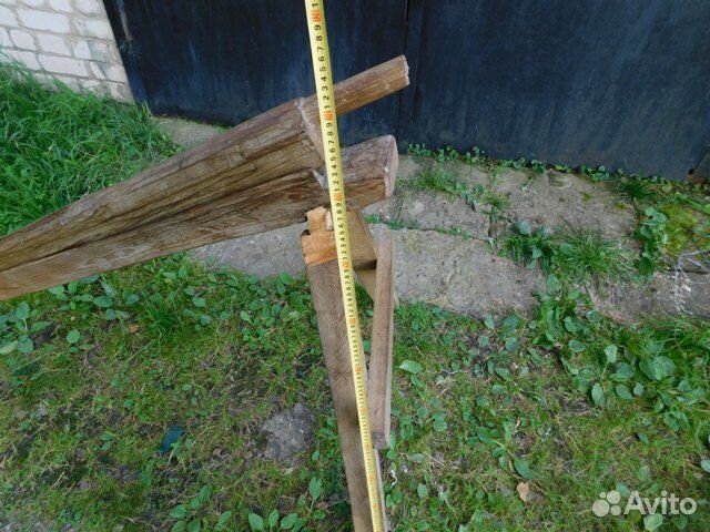 Старинный инструмент-орудие труда льномялка, перио