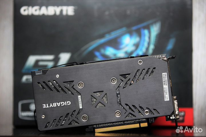 Видеокарта Gigabyte Radeon R9 380X