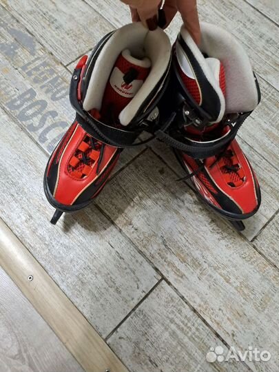 Коньки хоккейные