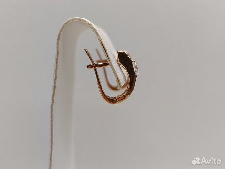 Золотые серьги с камнями 585* (ткачева)