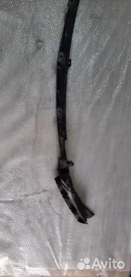 Скелет переднего бампера центральный Mercedes-Benz