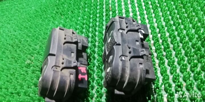 Блок управления стеклом Форд фокус 1