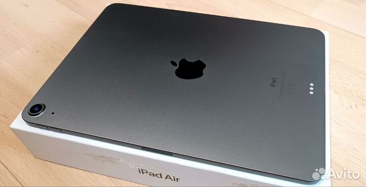 iPad air 4 64gb wifi