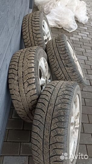 Bridgestone Ice Cruiser 7000 205/55 R16 91T