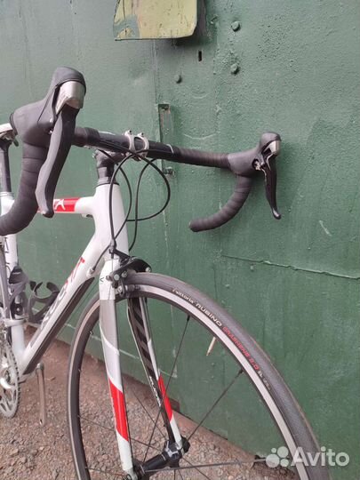 Шоссейный велосипед Kuota Kharma