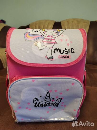 Школьный рюкзак