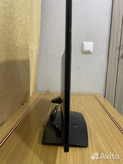 Монитор LG 22