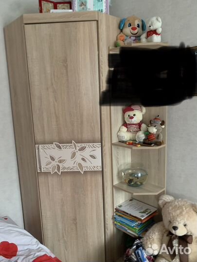 Угловой шкаф