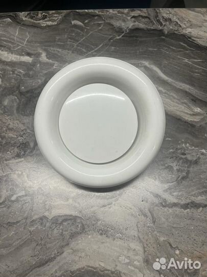 Регулируемая заглушка вентиляции