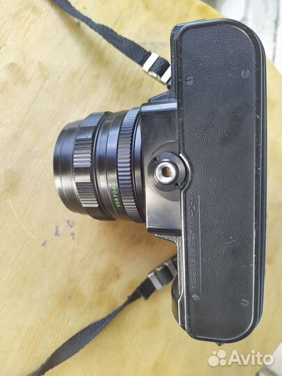 Пленочный фотоаппарат Зенит 122