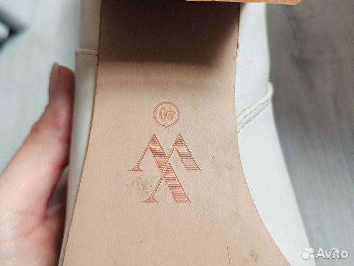 Сапоги женские высокие