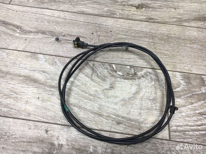 Трос капота Toyota Wish I рестайлинг (2005—2009)