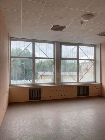 Офисные помещения, 600 м²