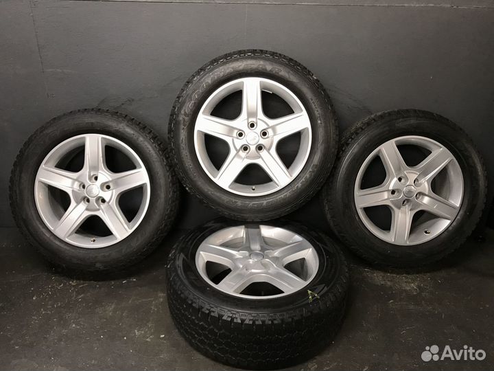 Оригинальные колеса на Land Rover Defender R20