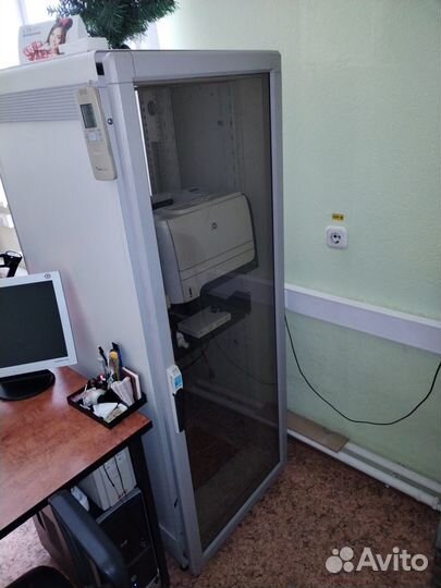 Коммуникационный шкаф