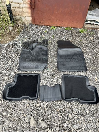 Ковры на Duster 2