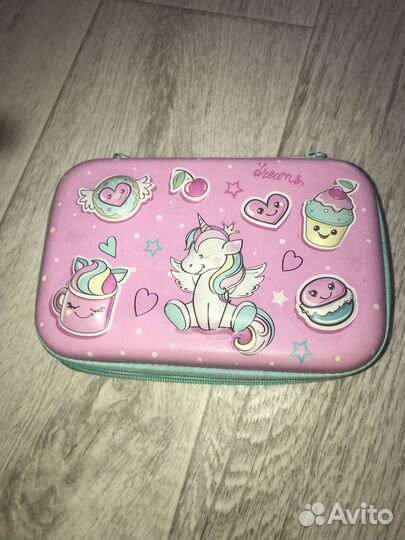 Рюкзак школьный для девочки. Пенал для девочки