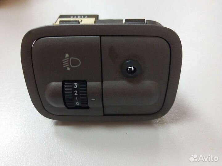 Кнопка корректора фар Hyundai Accent 2