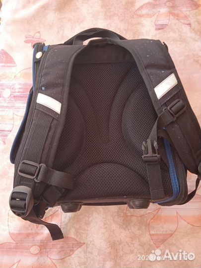 Школьный рюкзак