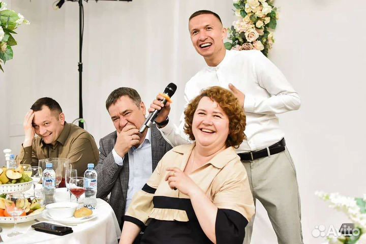 Гитарист-вокалист, певец на мероприятие