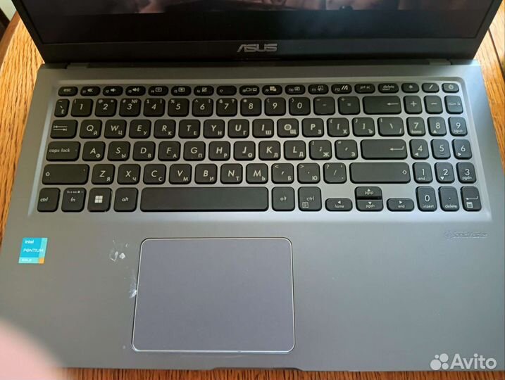 Ноутбук asus