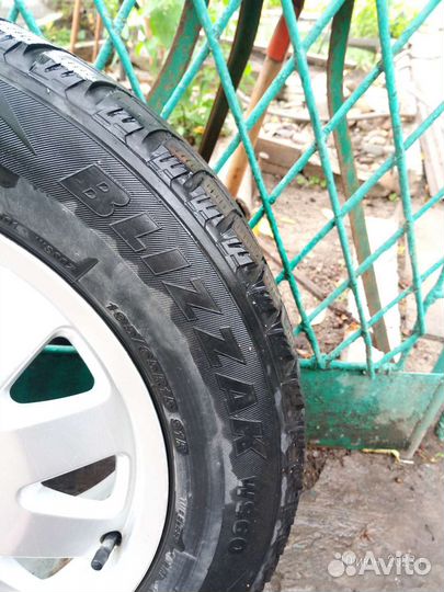 Bridgestone Blizzak WS-60 195/65 R15