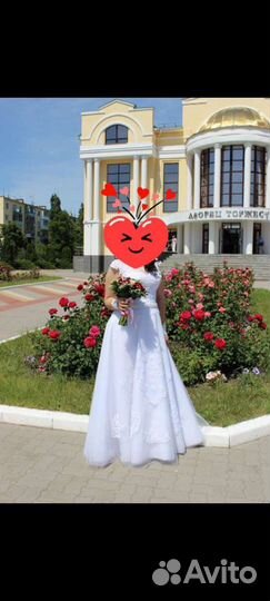 Свадебное платье + аксессуары