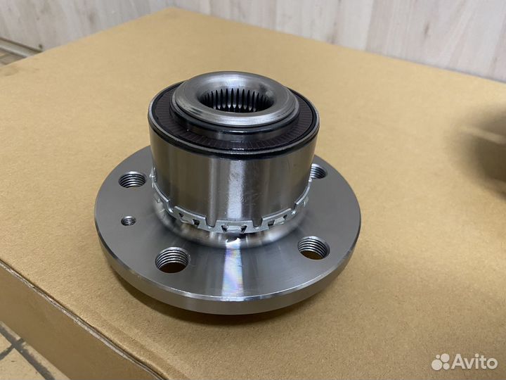 Подшипник передней ступицы polo rapid