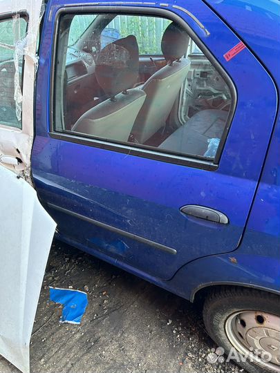 Renault logan в разборе