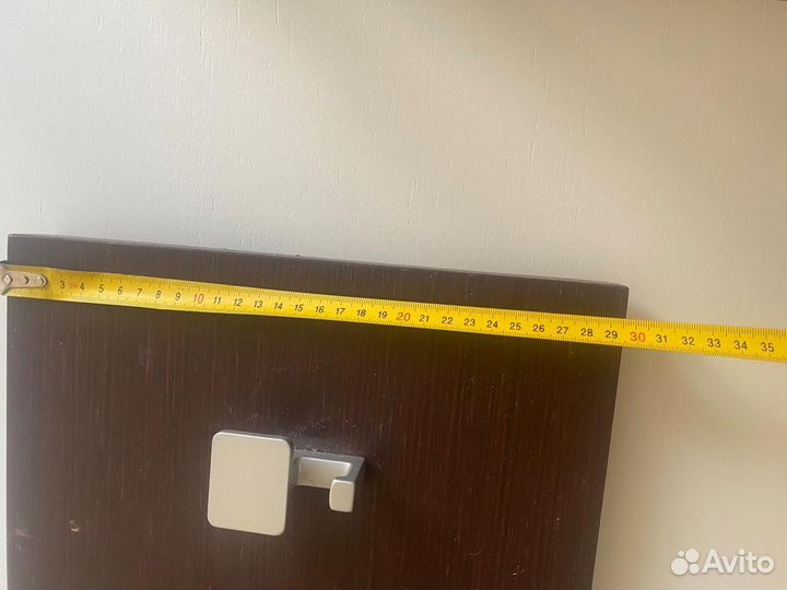 Вешалка настенная деревянная