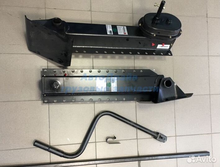 Лапы опорные полуприцепа