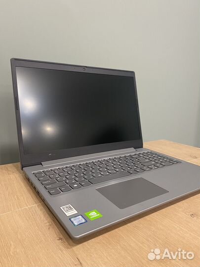 Ноутбук Lenovo i5/8gb/SSD240