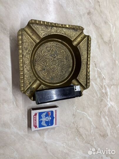 Пепельница