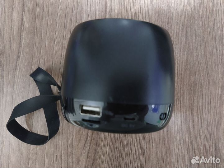 Беспроводная портативная колонка