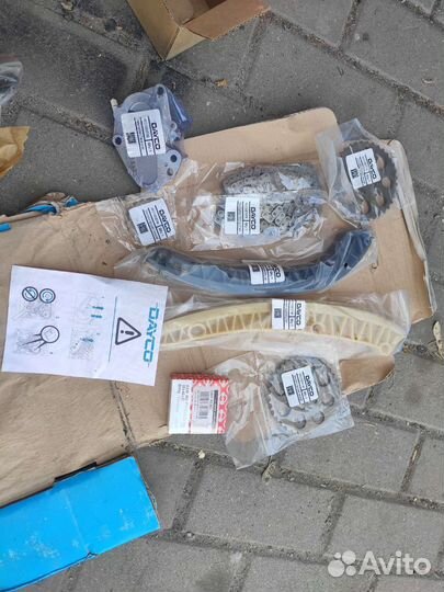 Комплект цепи грм dayco новый