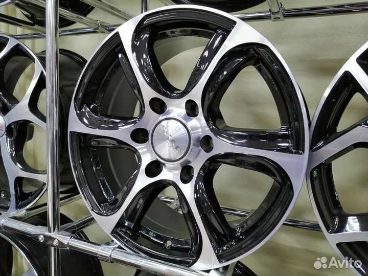 Диск литой скад Скала 7.5x17 6x139.7 ET30 DIA106.2