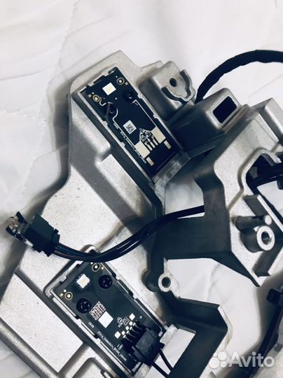 Блок с диодами правой фары kia k5