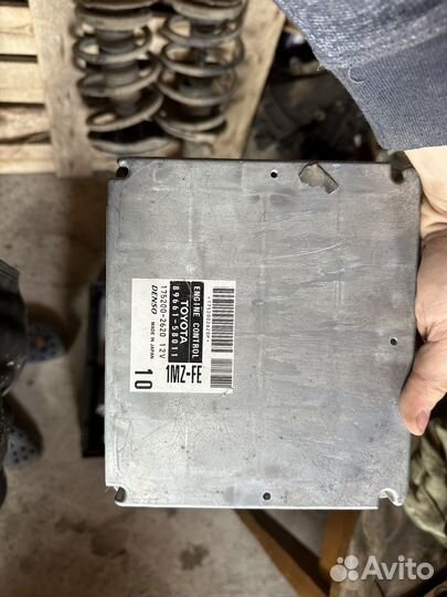 Блок управления двигателем lexus rx