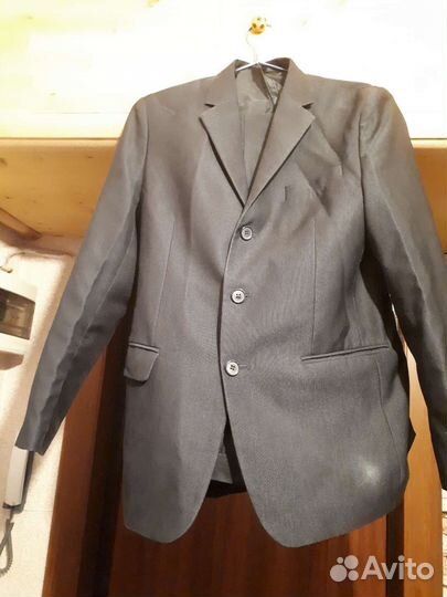 Костюм школьный