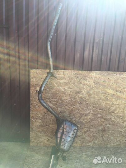 Банка глушителя задняя правая Mercedes-Benz