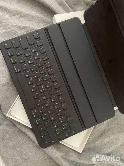 Apple smart keyboard folio 12.9 iPad Pro