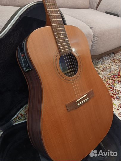 Классическая гитара с подключением