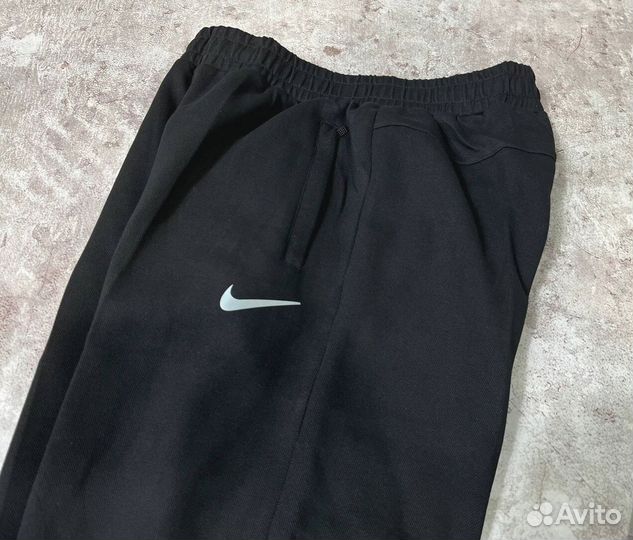 Спортивные костюмы Nike