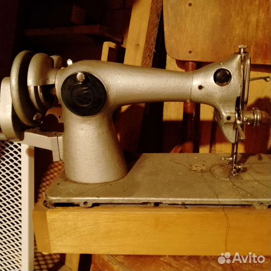 Швейная машина чайка